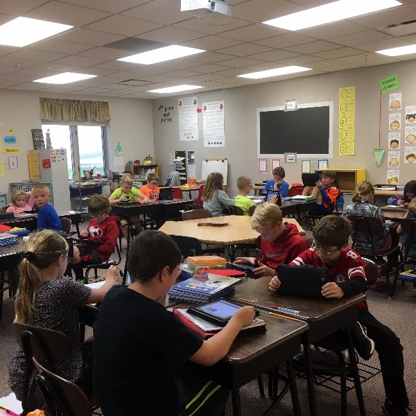 Treynor CSD Take a Tour of the Elementary